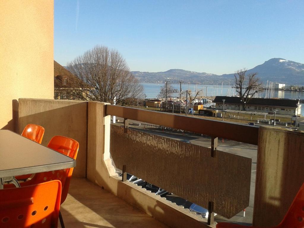 Le Lacustre 4Th Floor Port-Valais Esterno foto